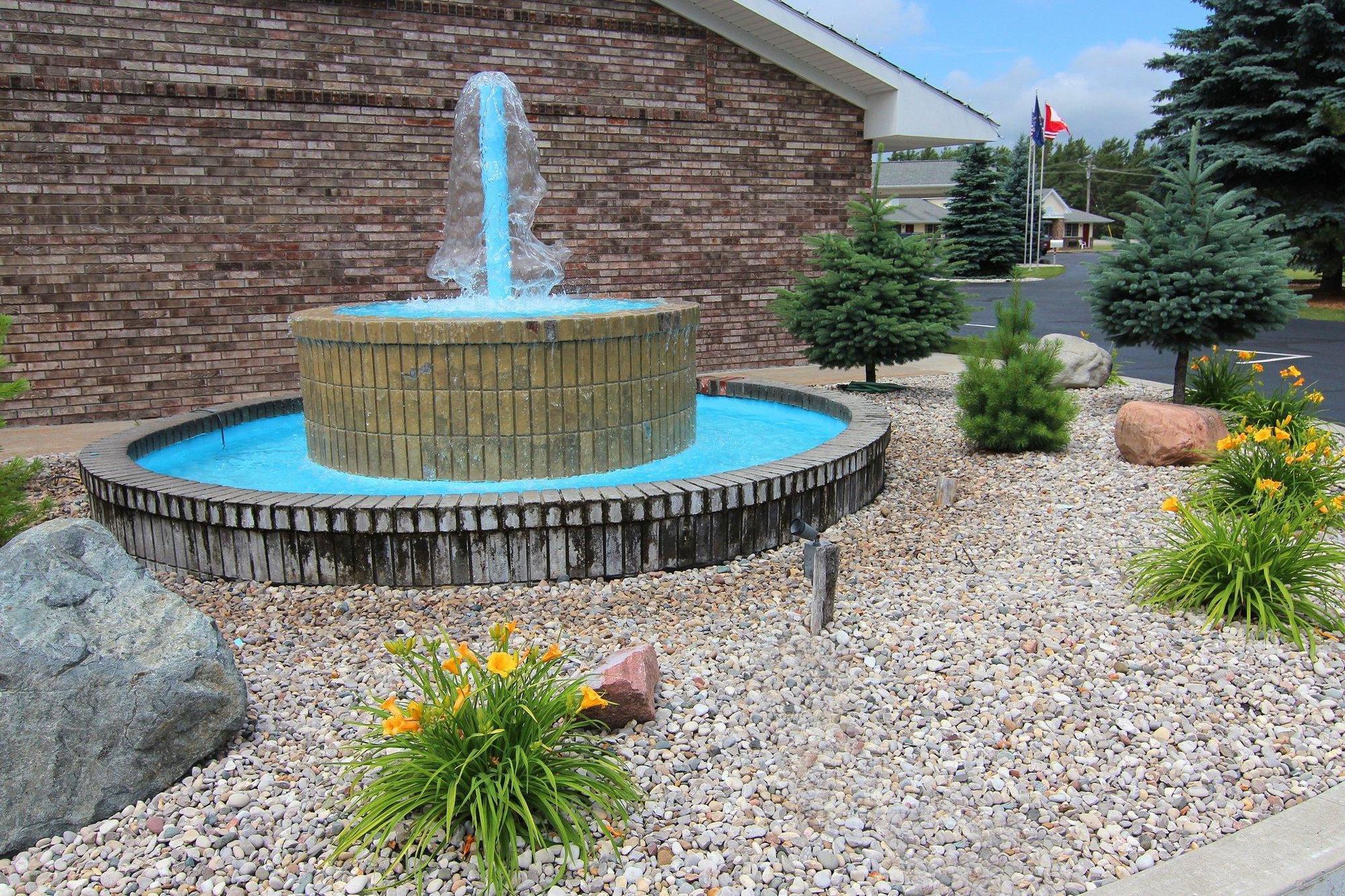 Best Western Of Harbor Springs Exterior photo