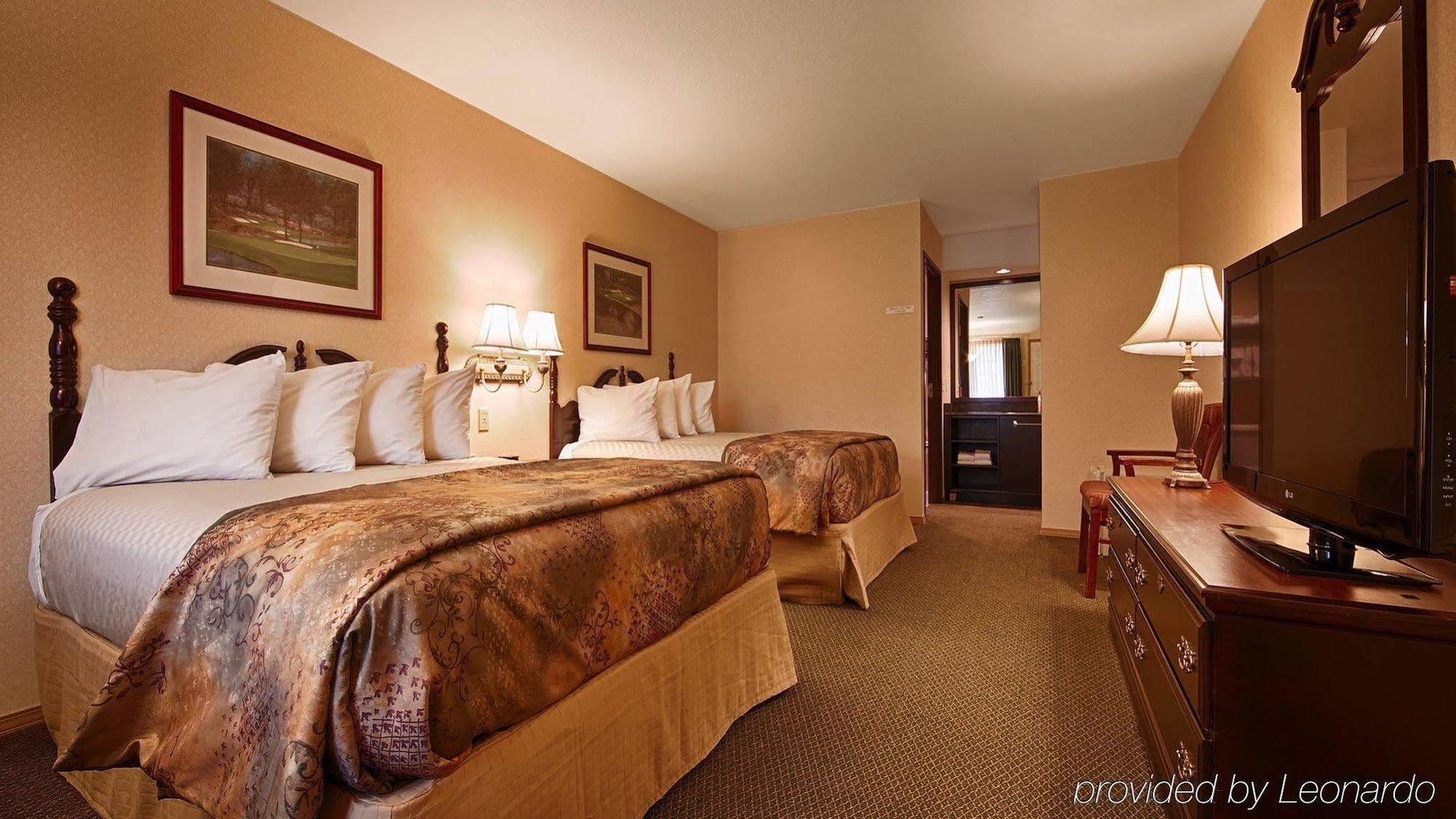 Best Western Of Harbor Springs Exterior photo